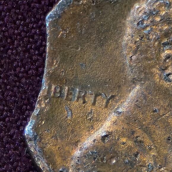 1985d Clipped Planchet Lincoln Memorial Cent Penny Error Variety Coin READ - Picture 6 of 10